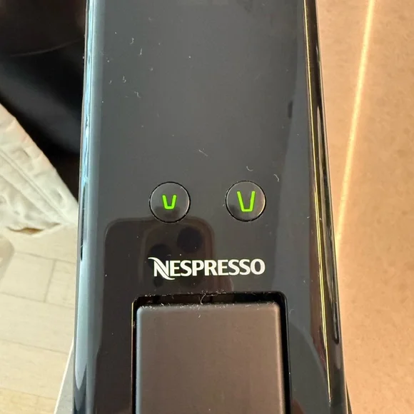Nespresso x Breville - Essenza Mini Black Espresso Coffee Machine - Picture 11 of 11